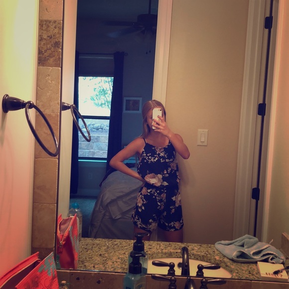 Blue Romwe Romper ✨ - Picture 1 of 3